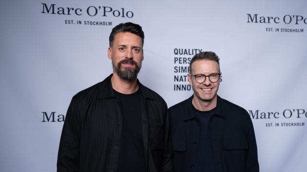 Marc O’Polo engagiert Ex-Fußballprofi Sandro Wagner als Testimonial - Ex-Fußballprofi Sandro Wagner (l.) mit Sandro Schramm, Vorstand Marketing & Lizenzen der Marc O’Polo Licence AG - Quelle: Marc O’Polo